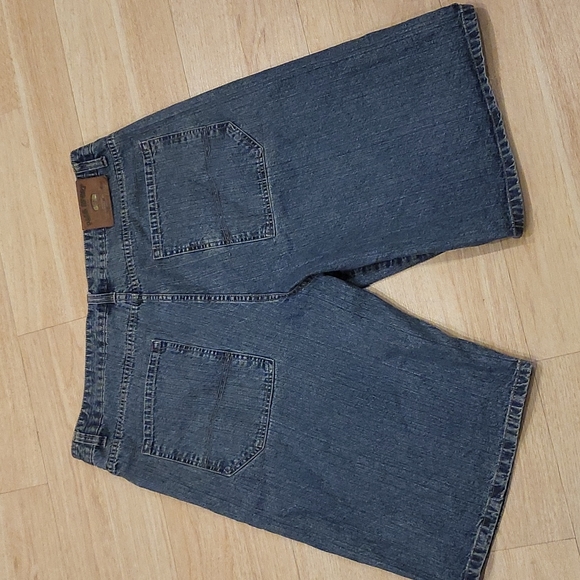 PACO SPORT SHORTS - Picture 7 of 9